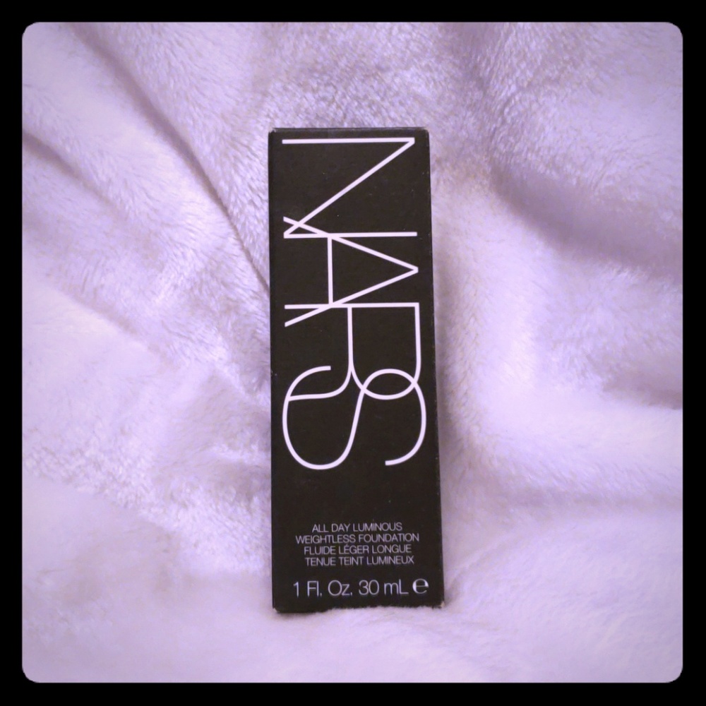 NARS Luminous Foundation